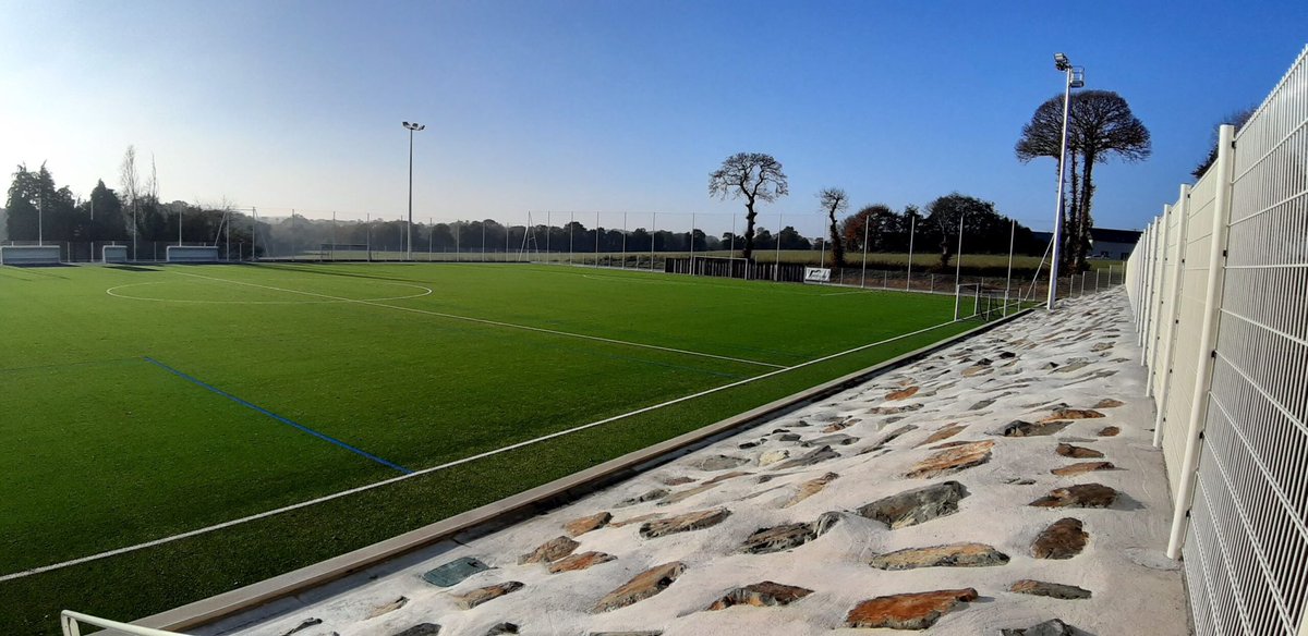 ocmfootball's tweet photo. [SENIORS]

🏆 J-1 : Coupe Maxime Portier (5ème tour)

➡️ @ocmfootball (R2) 🆚 @usliffrefoot (R1)
🏟 Stade André Robert, Montauban de Bretagne
📅 Vendredi 17 février  
⌚️ 20h00 

VENEZ NOMBREUX ! 🔥

#TEAMOCM 🟢⚪️ https://t.co/T3Yd8se5Xw