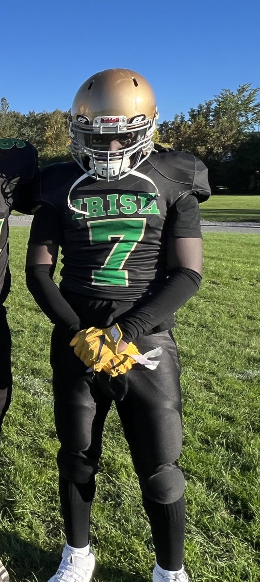 PaulHoward_IMIT's tweet photo. Good luck to the Disu brothers today …literally grown men with incredible upside 💫💫 🍁🍁
.
Don’t sleep on DIVINE OG 260lbs and DANIEL DE …can’t teach their size and off charts athletic ability‼️ @chatfootball @onhsfball @JDunk12 @TimCBaines @tonysunphoto ☘️ @StPatricksOCSB https://t.co/1xCrTMW6iR