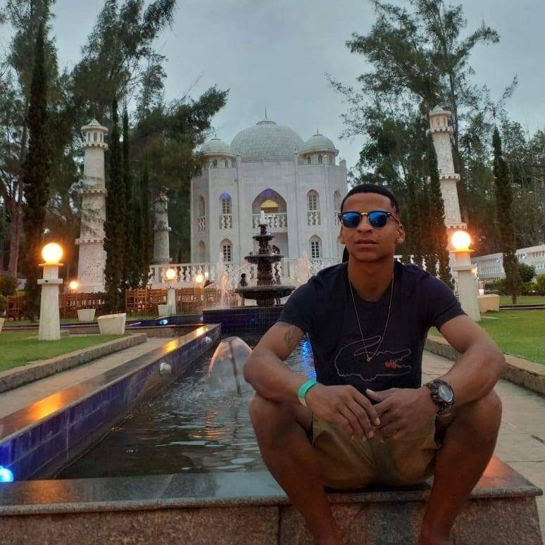 Fabriciovitor81's tweet photo. #NewProfilePic https://t.co/49GfBzKQXx