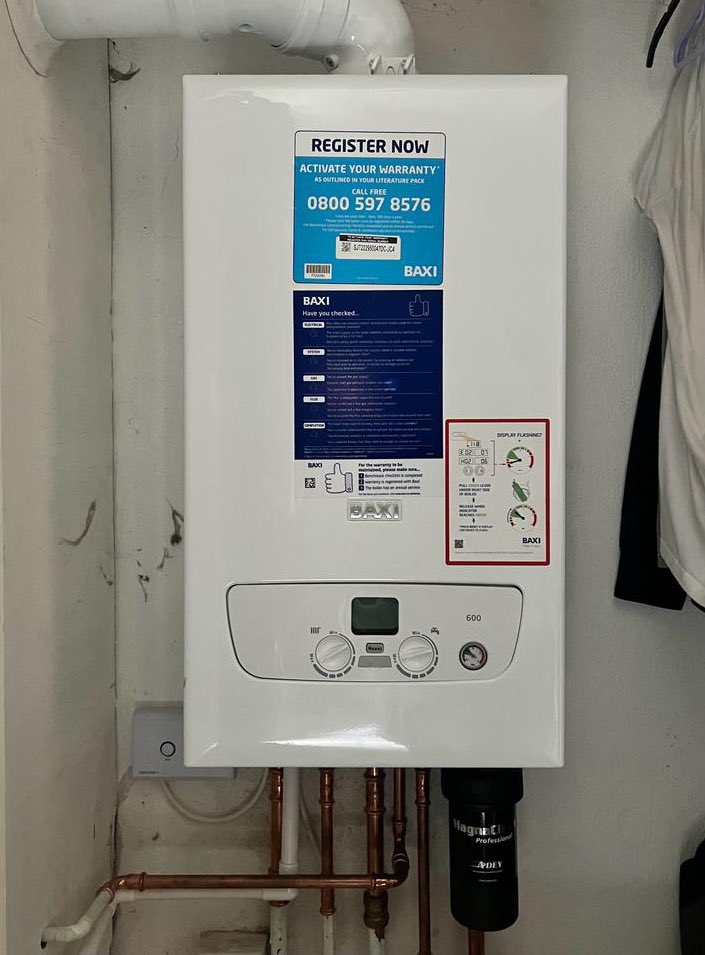 NorthWestGasLTD's tweet image. An @Baxiboilers 600 series fitted with an @Adey magnaclean filter for added protection that we have installed today #northwestgas #baxi #adey