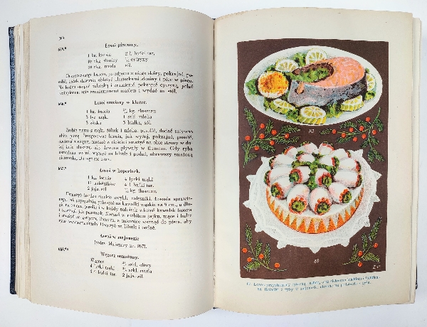 Atticus_pl's tweet photo. Introducing Polish cookbook "Modern Home Kitchen. The latest guide in the culinary arts... " from 1939.
https://t.co/9MHNFr6x0w
#ilustracja #kuchnia #kulinaria #książkakucharska #poradniki #gallery #cookbook #books #kitchen #guide #culinary #illustration #Poland #polishkitchen https://t.co/g6i8bIZ322