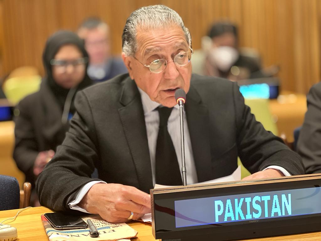 Pakistan 🇵🇰 @UN Meeting of #IGN on #SCReform

⏺️Aligns itself with @ItalyUN_NY on behalf of Uniting for Consensus #UfC Group statement
⏺️Remains convinced that #IGN process offers the best avenue to reach an agreed outcome to the question of equitable representation & #SCReform