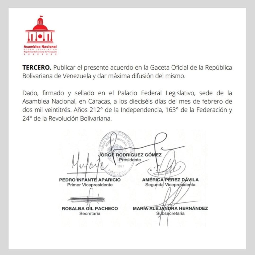 gabycomunas's tweet photo. #16Feb || #Hoy en la AN aprobamos un acuerdo en conmemoración de los 38 años de la siembra del Cantor del Pueblo, Alí Primera. Crecí escuchando tus canciones y sin duda en ellas está reflejada nuestra historia y nuestro combate permanente contra el opresor. Qué viva Alí! ❤️ https://t.co/C11WFB3L4J