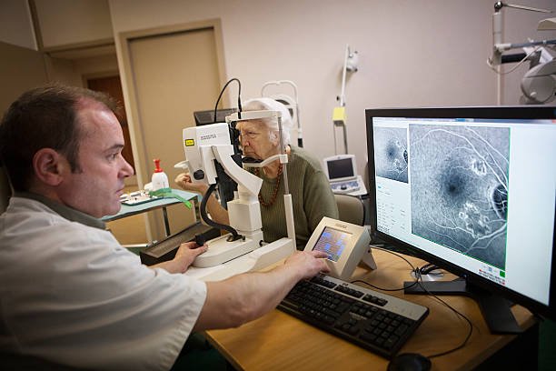 ophth_advisor's tweet image. Patients who have greater baseline #DRIL and higher central subfield thickness at 3 months into treatment may require more frequent injections with #Ranibizumab after 7 monthly doses. Findings in @AJOphthalmology fal.cn/3vVGt
#RetinalVeinOcclusion #MacularEdema #SDOCT