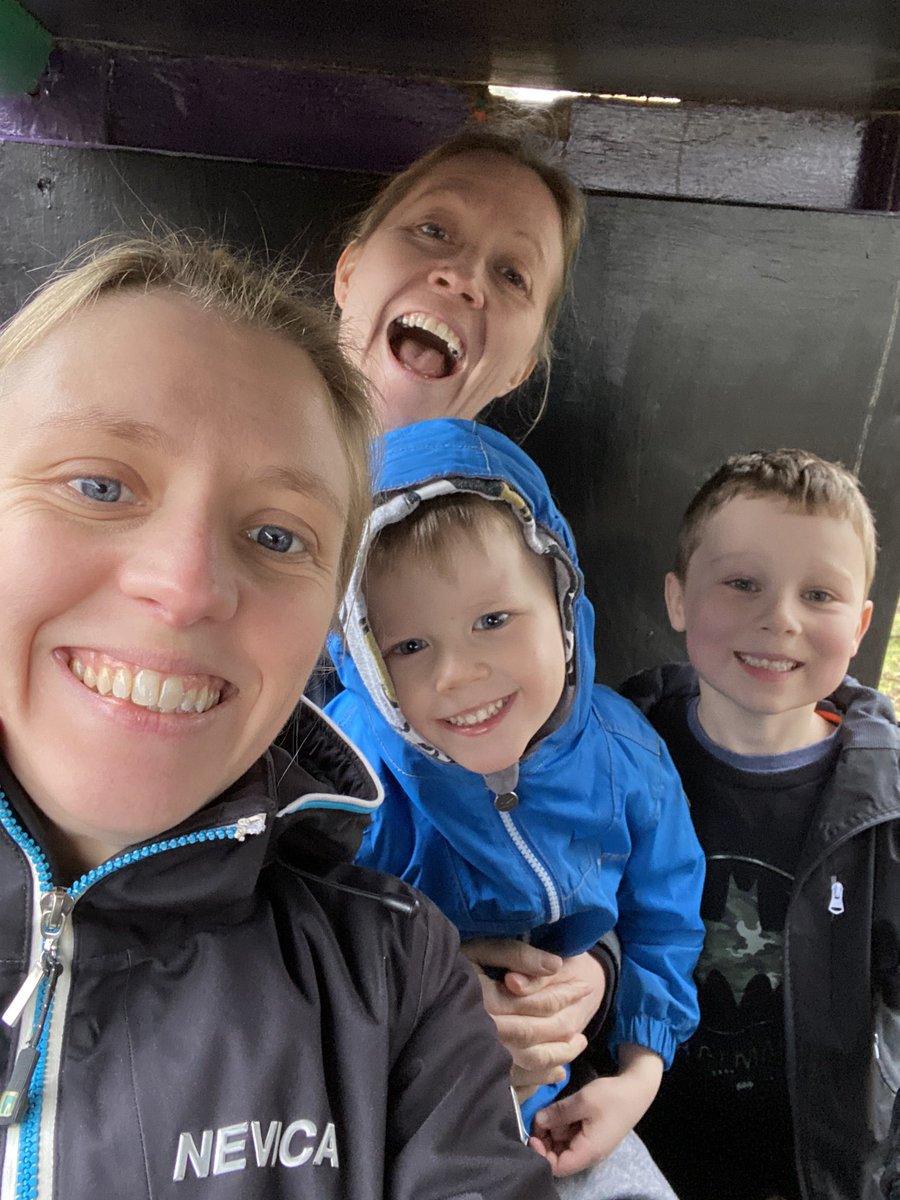 Hannah Scott tweet media