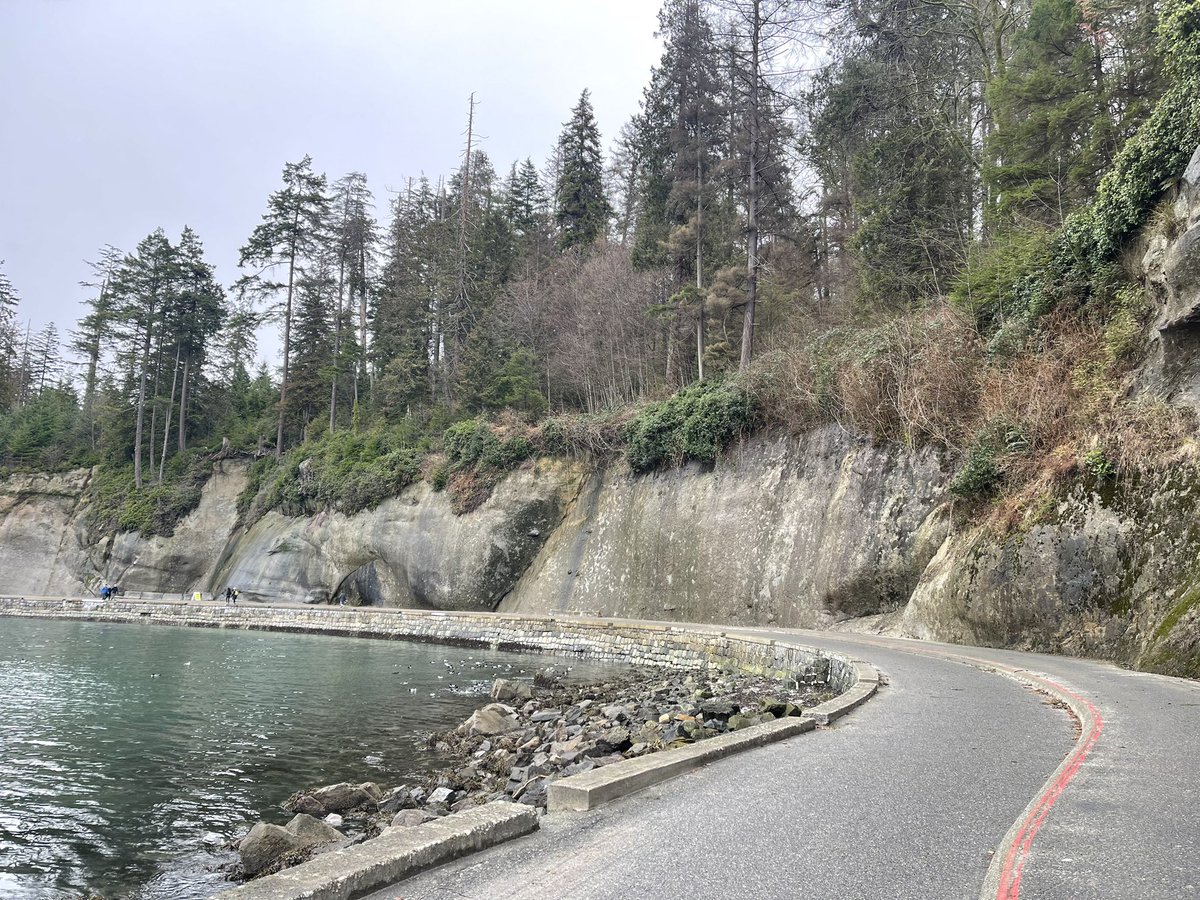 run_claire's tweet photo. Seen on my run today ๐ After all the dry runs in New Jersey, running around Stanley Park in Vancouver was a much needed change! Vancity never disappoints!
#Vancouver #vancity #StanleyPark #seawall #englishbay #running #fitfam #scenicrun #canucks https://t.co/FdQBnPxHT3