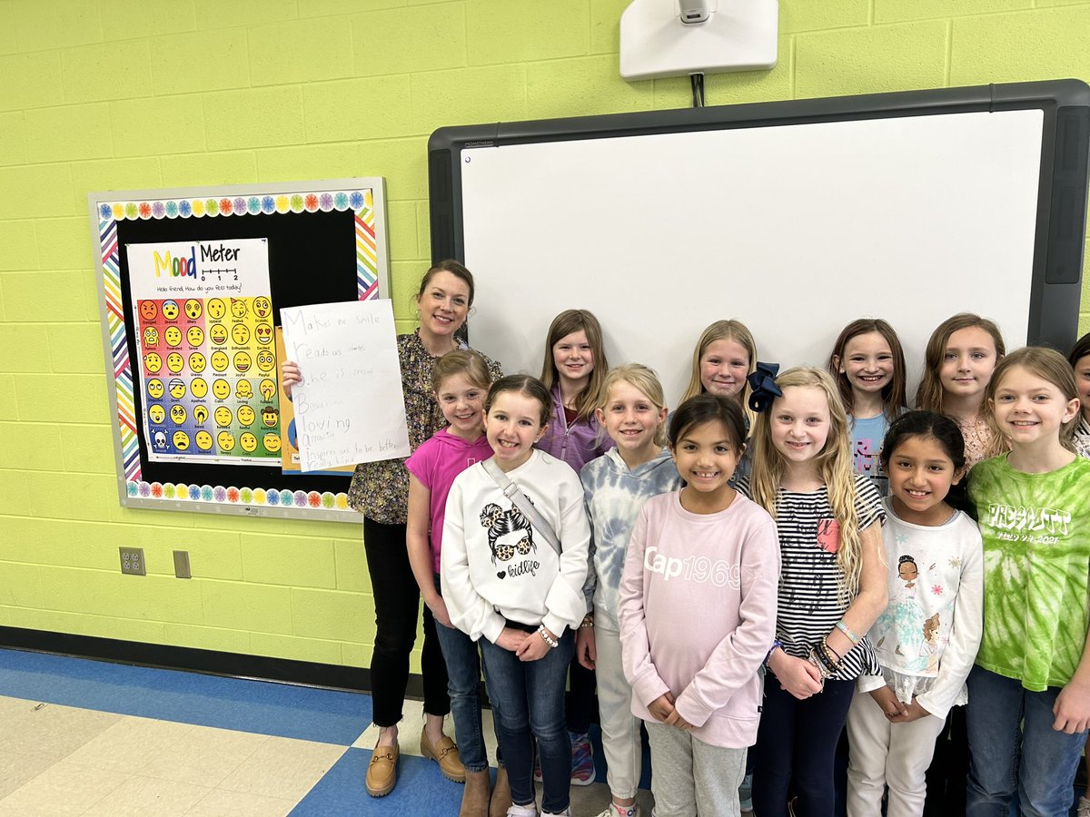 3rdgradepups's tweet photo. We finally got to celebrate Mrs. Blair this week. We are fortunate to have her as an addition to our campus. @PSES_Pups https://t.co/zAXlUSYiJo