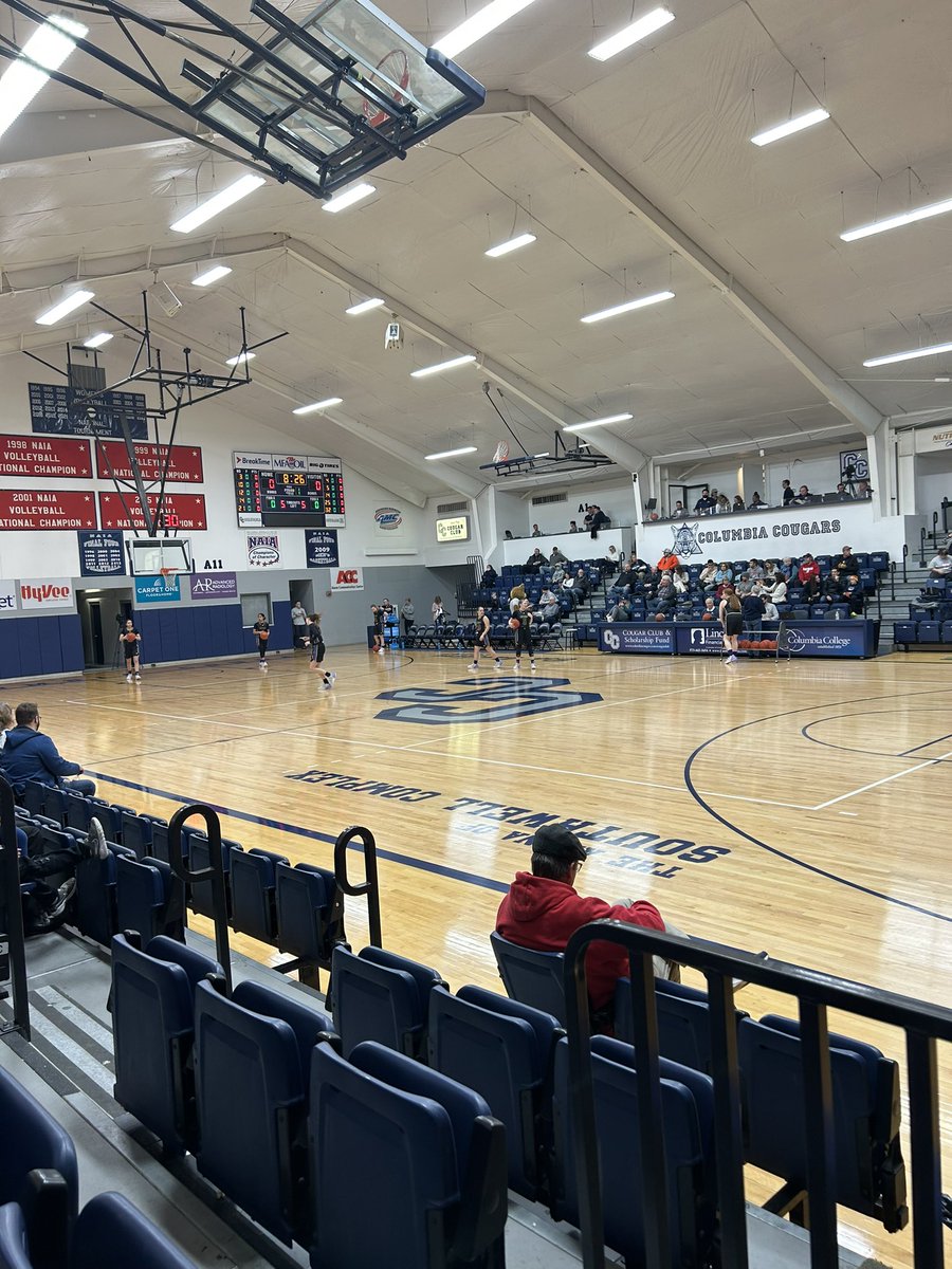 Sports by CoMo (@sports_como) on Twitter photo Got a good one brewing at Southwell. <a href="/uhspwbb/">UHSP Women’s Basketball</a> vs <a href="/CCCougarsWBB/">Columbia College WBB</a> gonna be tons of scoring. CC tried to slow down one of the top bucket getters in the nation in Grace Beyer. Got a good one brewing at Southwell. <a href="/uhspwbb/">UHSP Women’s Basketball</a> vs <a href="/CCCougarsWBB/">Columbia College WBB</a> gonna be tons of scoring. CC tried to slow down one of the top bucket getters in the nation in Grace Beyer.