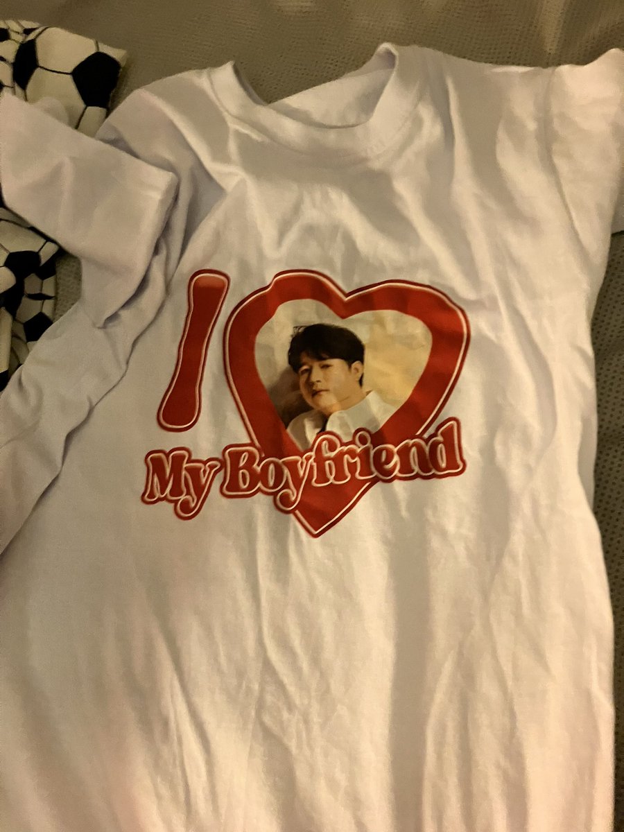 valesparkyu's tweet photo. La mejor compra que hice en toda mi vida 🫡 jajaja
@ShinsFriends 
@SJofficial https://t.co/8xkjeSkGRo