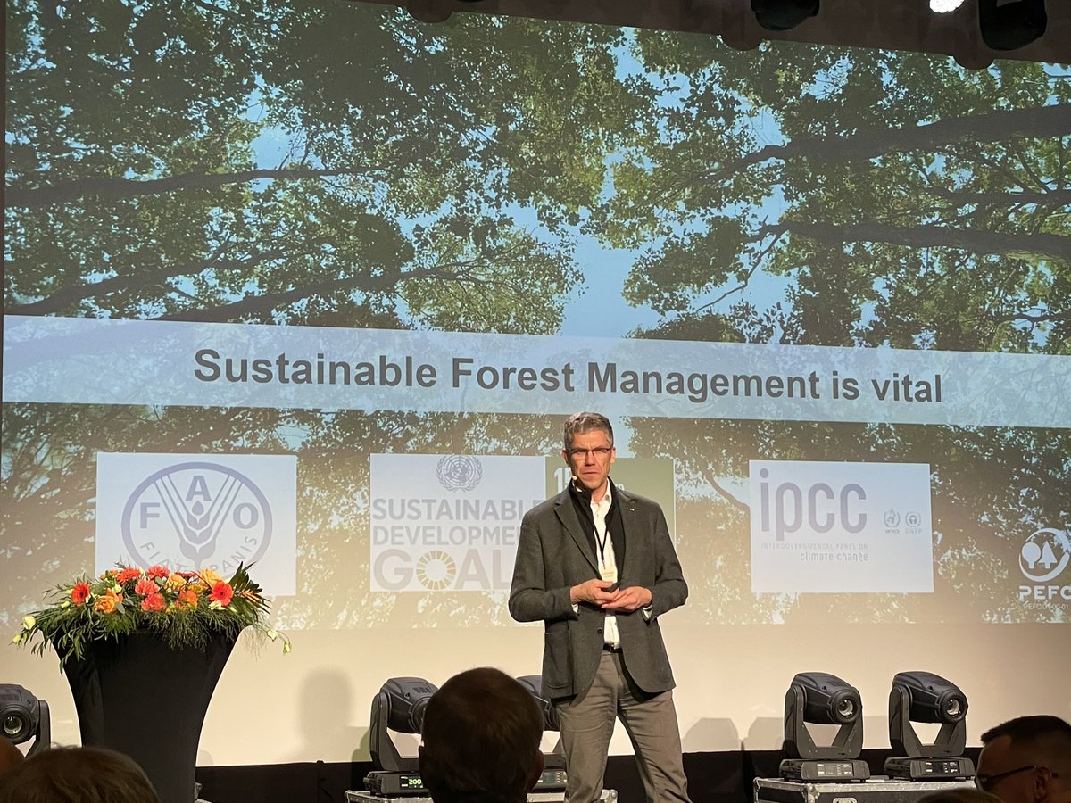 SinclairFab's tweet photo. PEFC, sustainable sourcing in a dynamic context. 

@M_PEFC speaking at the WoodFromFinland. How PEFC is a steady force in a turbulent market. 
#WFFC23 #PEFC https://t.co/C1aPrJL5qE
