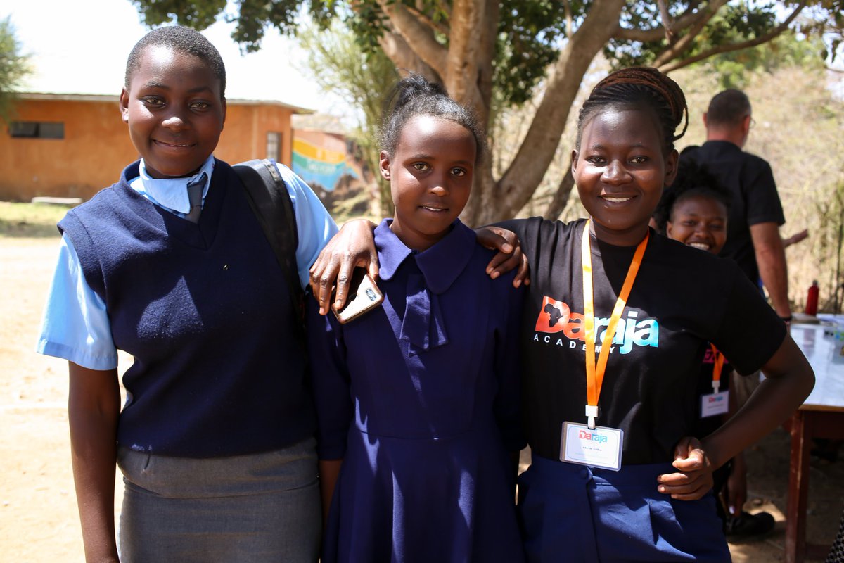 HeadofschoolDa's tweet image. Our gratitude goes to all of us who hold Daraja's Vision 2025 dearly. Thank you to our supporters, board and staff for being such a blessing. 

Welcome to Daraja Family, Class of 2026.
Onwards Upwards!
SDG#4  

#DarajaGirls #GirlsEducation #GirlPower #Empowerment #Education