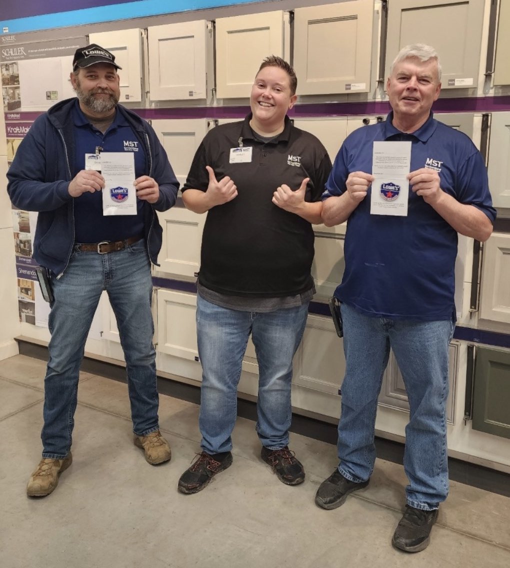 BradDiLeo's tweet photo. Ashley recognizing Doug &amp; Cory for their great work on the seasonal sets! Well done! #servicestar @CaraMcintireR18 @josephcoscia5 @lowes_mst https://t.co/sOhxJkHpuI