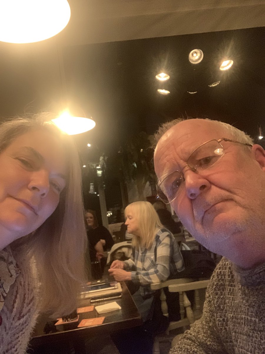 debbiehalf's tweet image. Sick swan @TheUrmston @yoururmston @HotSpotQuiz