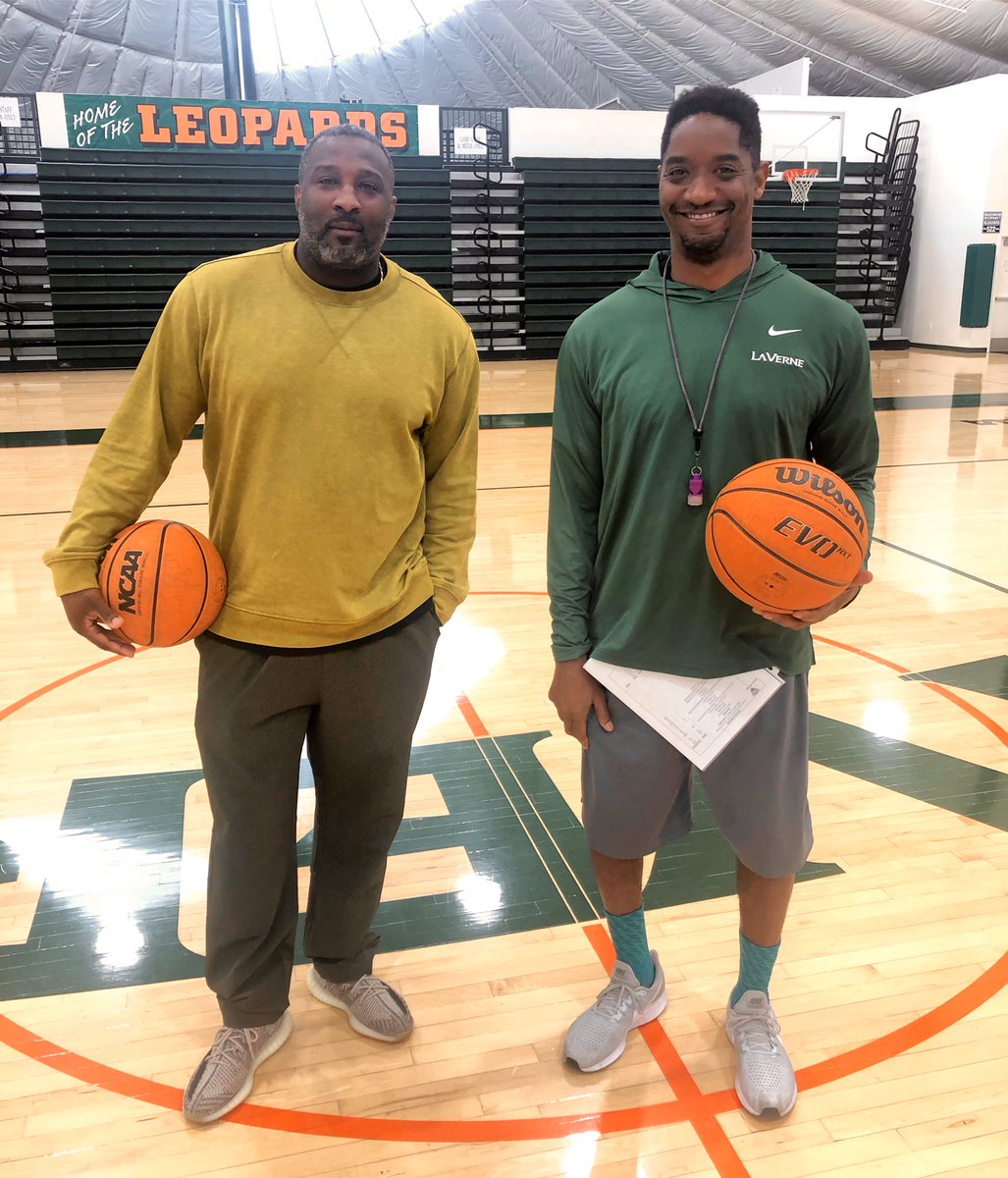 @lavernewbb coach Jason Pruitt &amp; @ulvmbb coach &amp; ULV alum Richard Reed have made history during the 2022-2023 seasons. <a href="/CoachRichReed/">Richard Reed</a> = MBB All Time Wins, 117.
<a href="/Coachjkpruitt/">J Pruitt</a> = 1st 21 win season in WBB history, 2023 SCIAC Regular Season Champion.
#BlackHistoryMonth | #GoLeos 🐆🏀