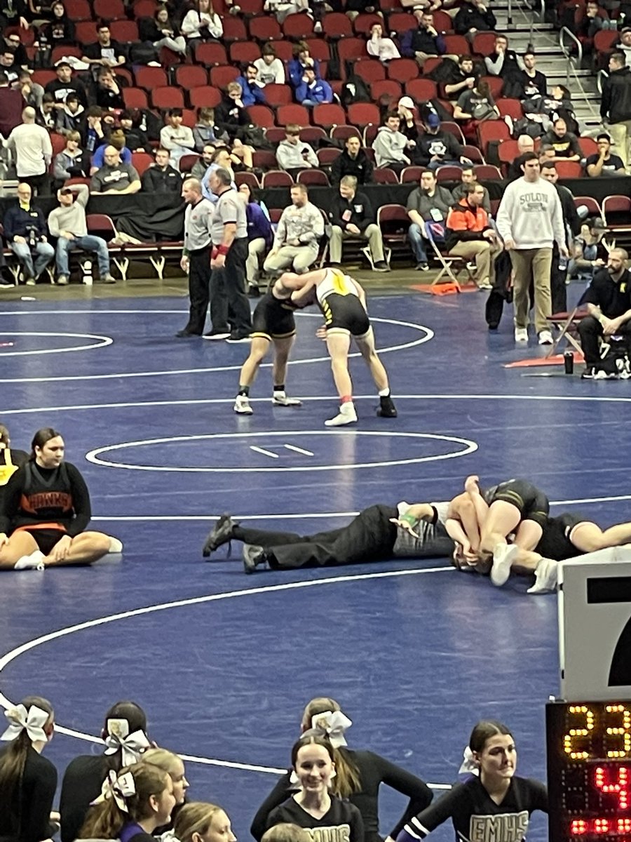 182 Brendan Casey takes on Knoxville’s Johnston. Brendan puts up a great fight but falls 7-5 in overtime. Good fight! <a href="/AtlanticTrojans/">Atlantic Activities</a>
