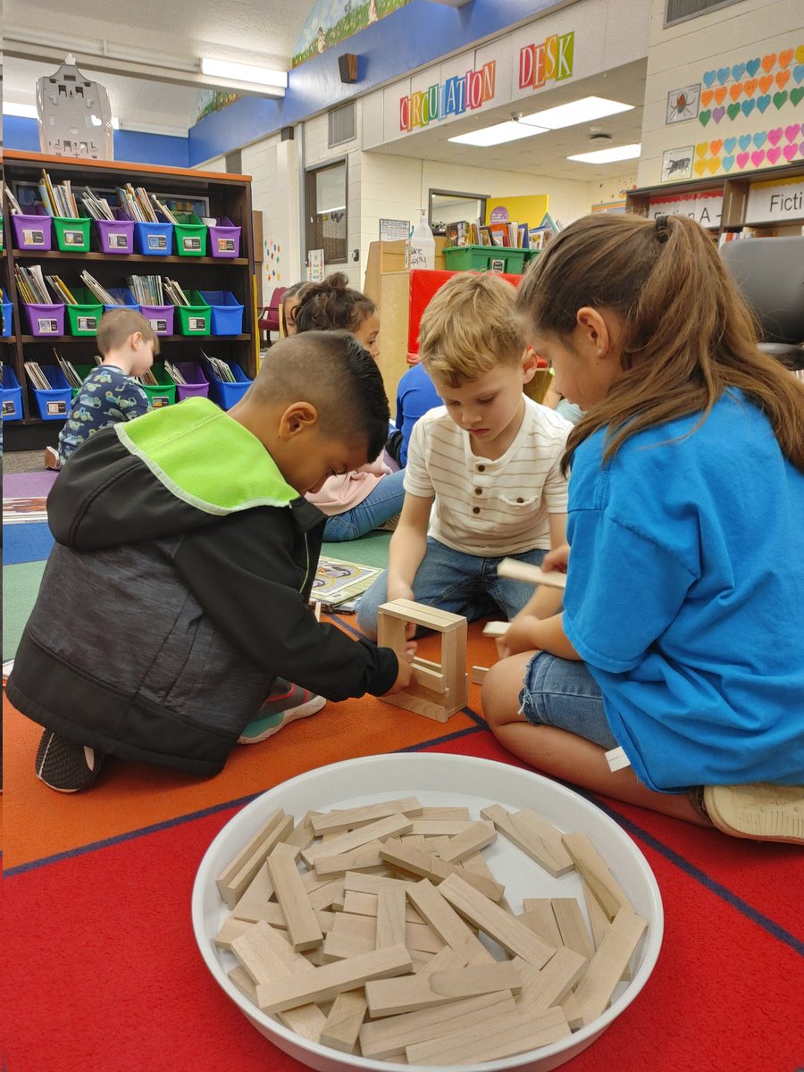 RLSStars's tweet image. Fairy tale fun!  Solving the problem of the three billy goats gruff - a troll trap!