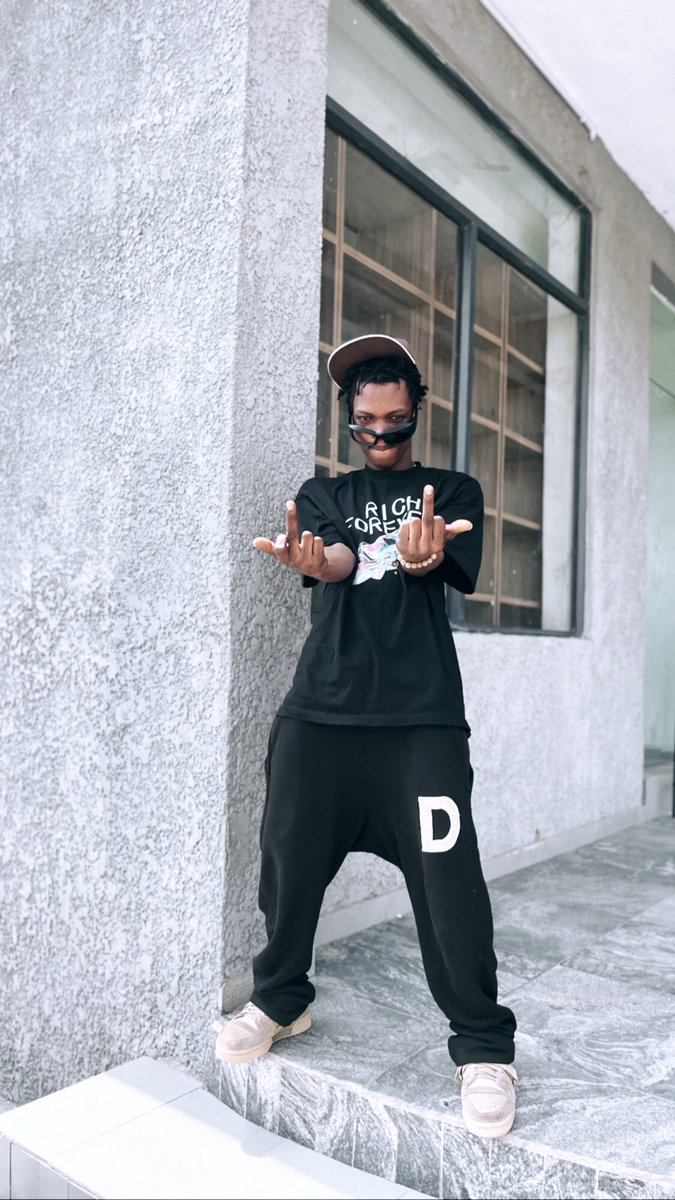 BobReginald3's tweet photo. Reborn. 🖤🦅

OJERE (FOREVER)

#explore #love #and #save #lifes 

#life #of #ojere 

#tweet #twitter https://t.co/JzaIp8JEWe