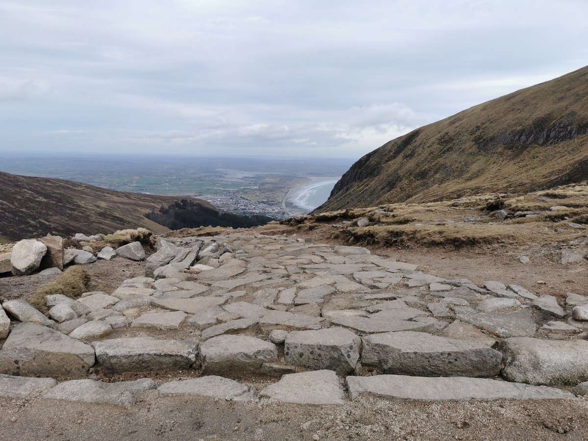 ulsterpooka's tweet photo. Slieve Donard in the #Mourne #mountains approx 850m from sea level to the #Summit a 10km / 6 mile round hike approx from start to finish. Also great for getting ready for challenge walks. #Hillwalking #Trekking #Ireland https://t.co/UXig1g7dd5