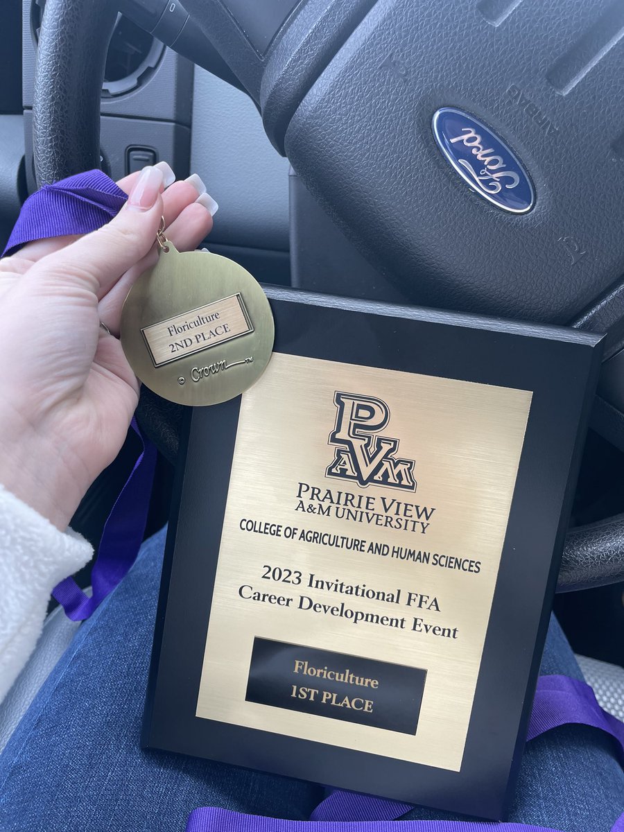 DullesFFA's tweet photo. Dulles Floral wins Prairie View contest. K Lang 2nd high individual.@DHS_Vikings @FBISD_CTE https://t.co/ls1IXGZz3a