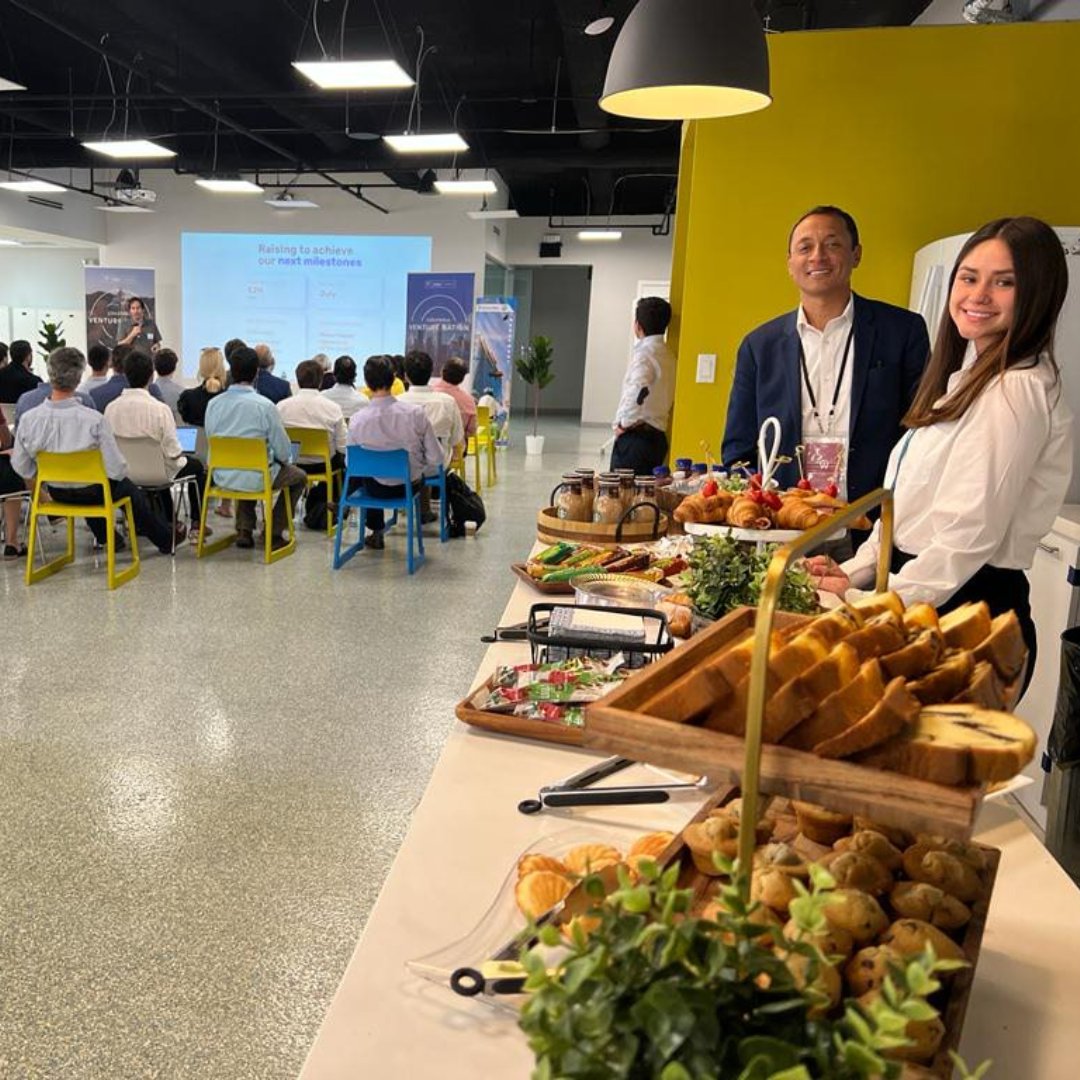 TeamworkMKTG's tweet image. Our Corporate Meeting and Event Planning service covers all details of venue, audiovisual, catering and management.
Simply tell us what you&apos;re looking for, and we&apos;ll take care of the rest.

#eventplanning #audiovisualproduction #venuespace #corporateevents #cateringservices