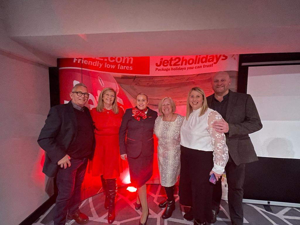 #jet2wingsceremony
So proud of my fantastic daughter tonight 4 weeks and 33 exams later. Looking forward to flying with you soon.