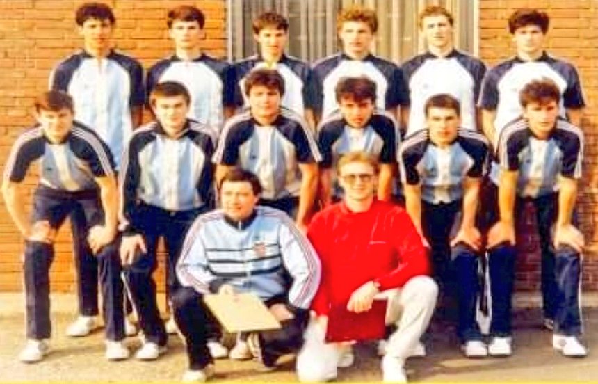 DeporteVintage's tweet photo. Buenas noches, unos juveniles llamados #Divac #Babic #Kukoc #Lukacic #Rada #Razic #Alibegovic #Pavicevic #Gulin #Ilic #Trunic #Kalpic dirigidos por #Halilovic Manheim 1985 https://t.co/cpn3uAUg9L