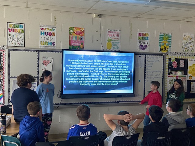3VTechnology's tweet photo. Students in Mrs. Berman and Mrs. Gorski’s 4th grade classes using @WeVideoEdu to show their Extreme Weather Research!
@3vcsd @MrsRubyEDU @GaryYTechnology
@TechnoloJayEDU
@MrsVTechTeach @MrsLEdTechCoach
#3VTech #3VEdTechCoaches https://t.co/52Rt0vghZu