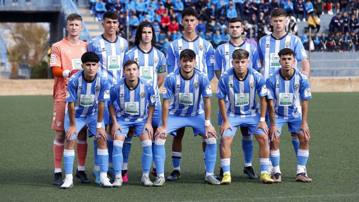 ControlyPase_es's tweet photo. 🔐 ¡BLOQUE DEFENSIVO 🔝!

🧐 El @MalagaCF de @LuisBuenokrib tiene un bloque defensivo 🔝 liderado por @AndreessCR1 desde la puerta e Iván Benito desde el central

🔝 Solo ha encajado 19 ⚽ en liga y 2 porterías a 0 en copa

🎩 Todo el equipo desde el punta son un gran bloque https://t.co/xl56nBlkji