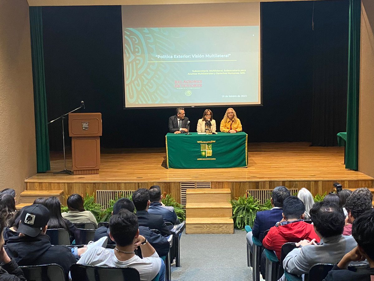 uicmx's tweet photo. #orgulloUIC Hoy se llevó a cabo la conferencia "Asuntos Multilaterales y Derechos Humanos" con la Mtra. Martha Delgado Peralta como ponente, Subsecretaria de Relaciones Exteriores y egresada UIC de Pedagogía, quien compartió su postura ante la política exterior de nuestro país.🇲🇽 https://t.co/eLD7D3sVCQ