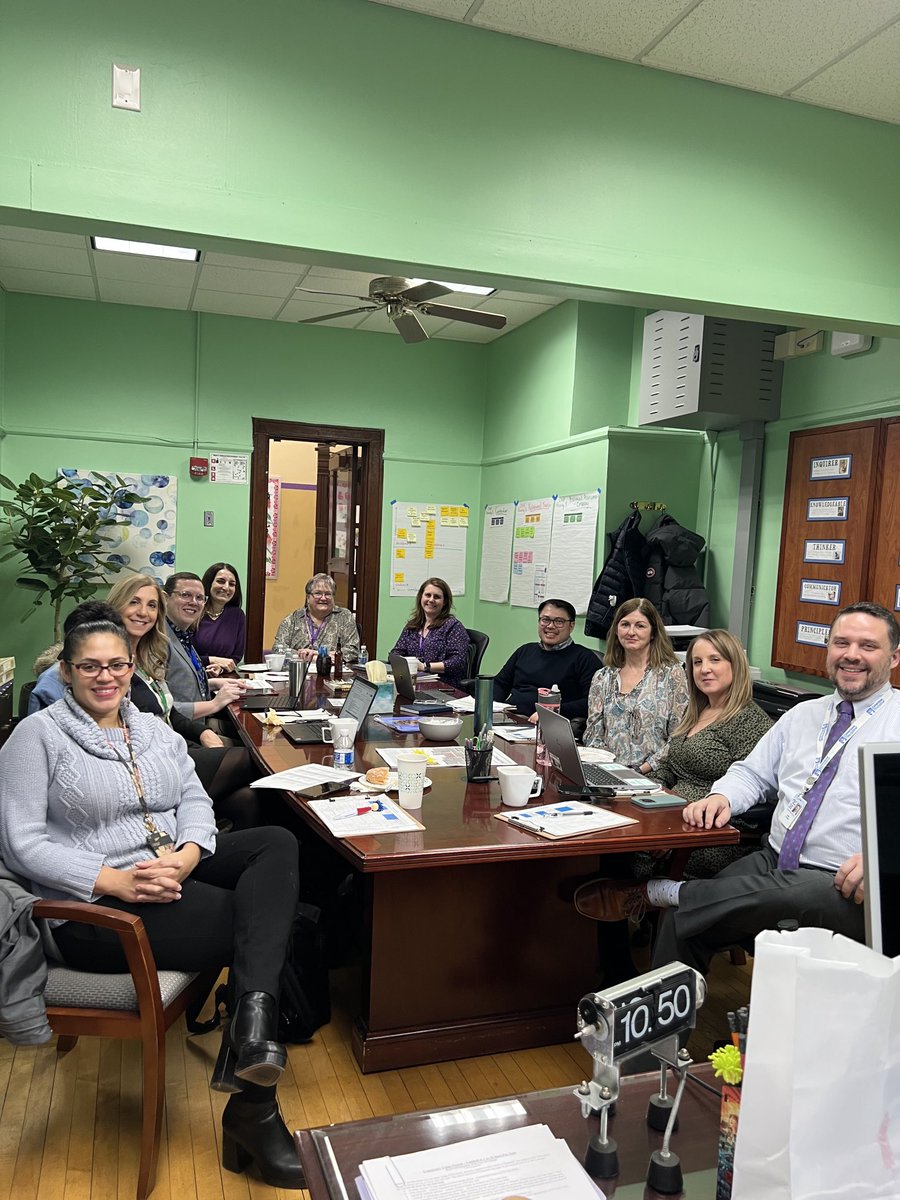 Amazing morning with the McPherson ILT helping to facilitate their MOY Rigor Walk! ⁦<a href="/spetersonklosa/">Serena P-K</a>⁩ ⁦@WanderOurWorld⁩ ⁦<a href="/MrJonesMcCann/">Matthew Jones-McCann</a>⁩ ⁦<a href="/ChiPubSchools/">CPS - Chicago Public Schools</a>⁩ ⁦<a href="/PrincipalBeck1/">Mary Beck</a>⁩ ⁦<a href="/CPSCEdoBogdana/">Bogdana Chkoumbova</a>⁩