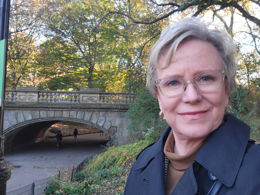 Eve Plumb tweet media