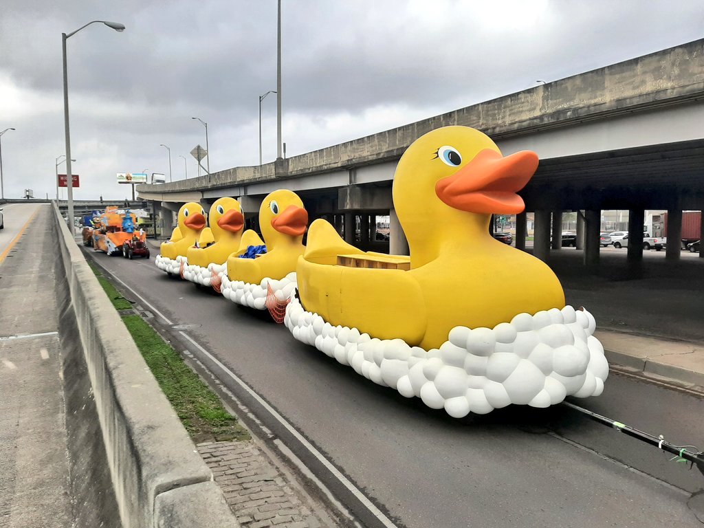 CourtyardBrew's tweet photo. Stuck in traffic https://t.co/2x786z9Sbe