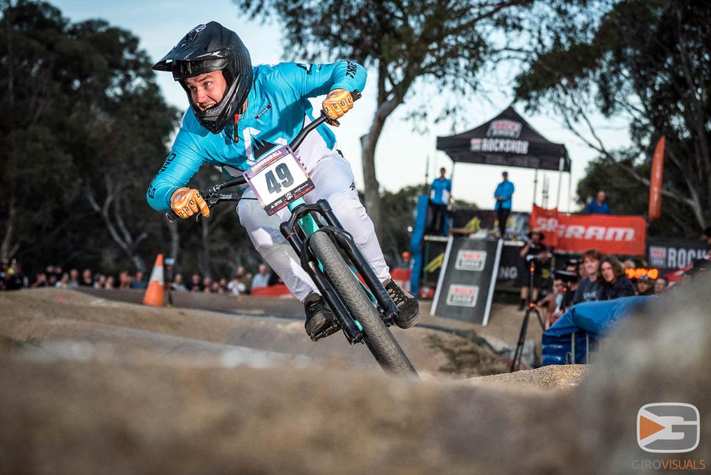 GIROVISUALS's tweet photo. Pump and Flow / Day 3 of @thredbomtb #cannonballfestival had riders pumping the rollers and flowing fast through the corners.  Group B of the Flow Motion and the Aus Nationals Pump Track Challenge produced some more great images here in the mountains.  C… https://t.co/9VceUou1rN https://t.co/zz2T9i2WOX