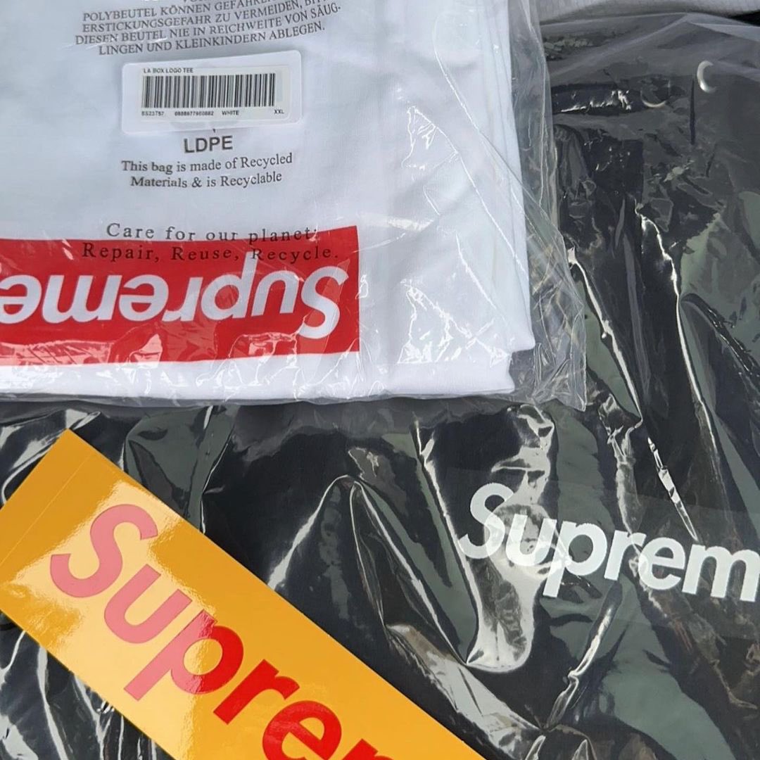 Supreme Drops on Twitter "Supreme Los Angeles opening 🔥"