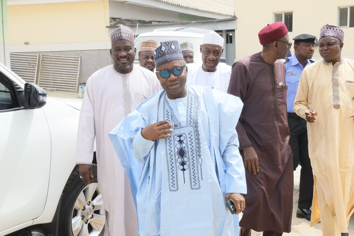 natpopcom's tweet photo. NPC Chairman, Hon. Nasir Isa Kwarra speaking at the national workshop on dissemination of Enumeration Area Demarcation (EAD) deliverables and derivable held at the A-Class Park and Event Centre, Abuja today, 16th February 2023. https://t.co/IGSnFSjlk8