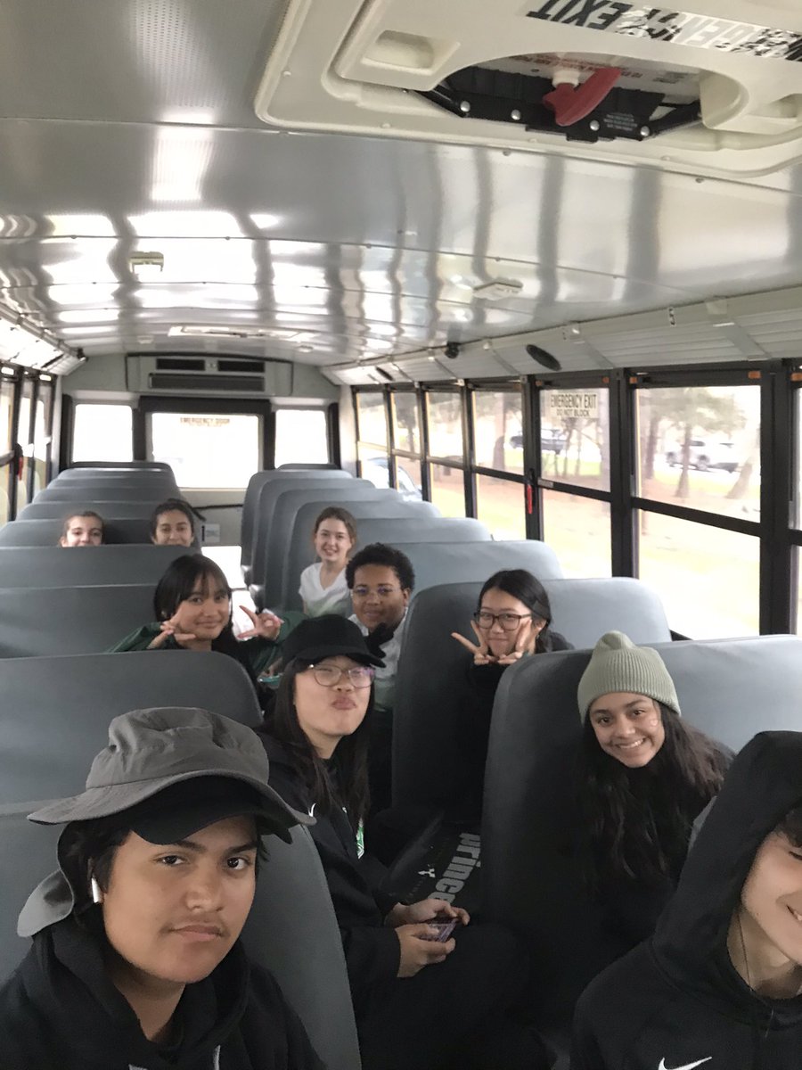 When you have surgery, but you don’t want your kids to miss playing in their JV/Freshmen tournaments.. Huge Thanks to <a href="/Coach_Ingram17/">Michelle Ingram</a> for driving Tennis this week!! We couldn’t have done it without YOU