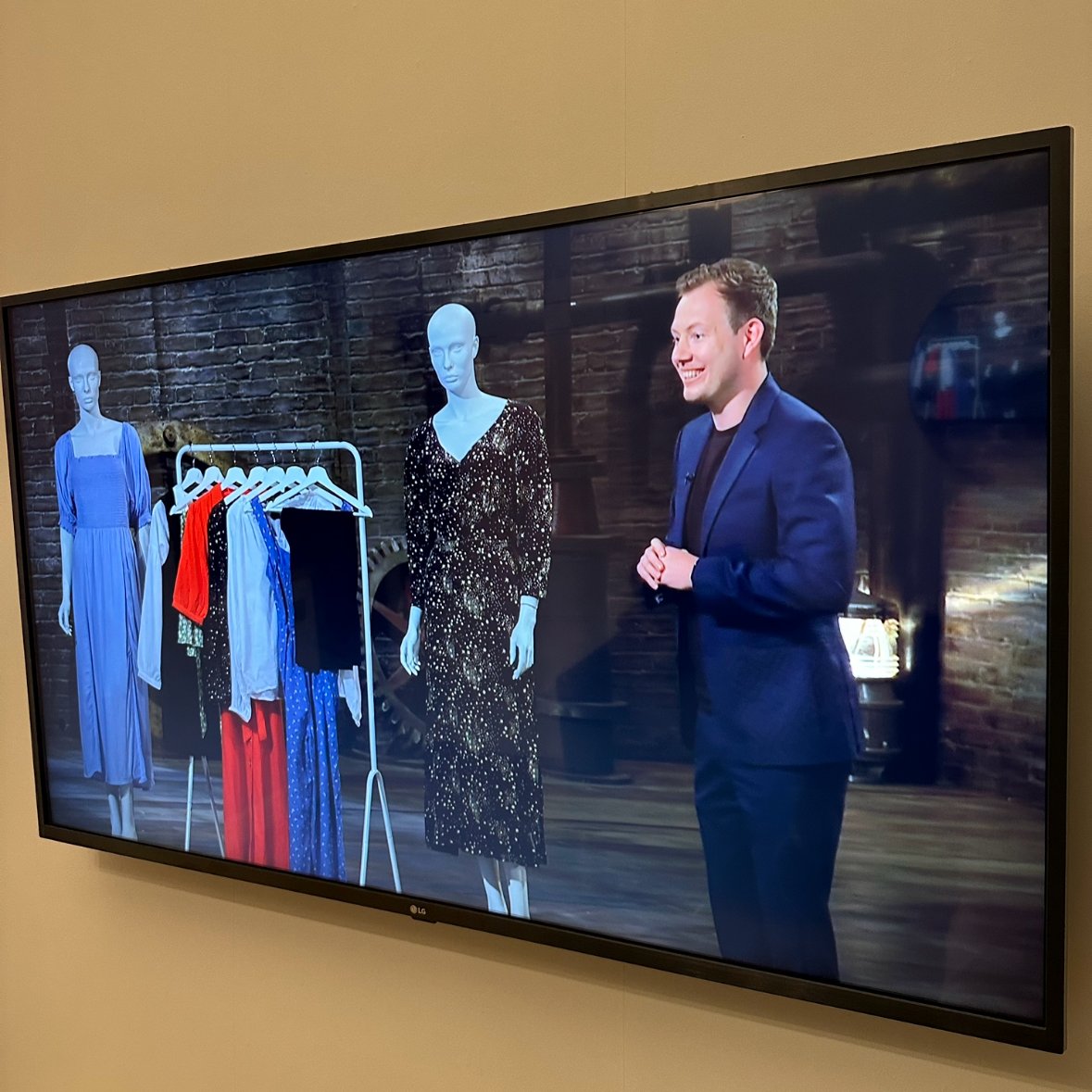 This is Unfolded tweet media