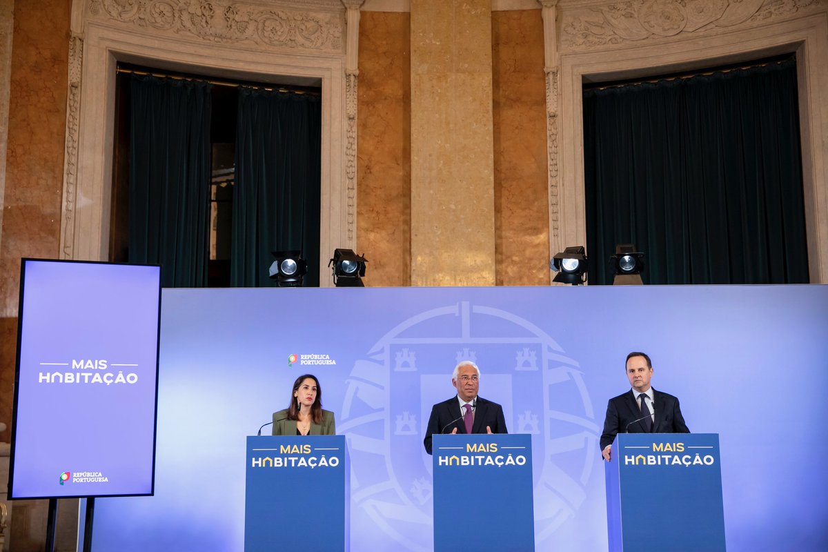 antoniocostapm's tweet photo. A #habitação é uma preocupação central e transversal da sociedade portuguesa porque diz respeito a todas as famílias e não apenas às mais carenciadas. Mas também aos jovens, aos idosos e às famílias da classe média. https://t.co/Jg1sCkEId2