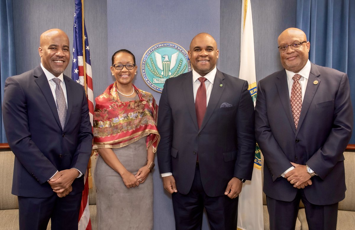 wlpFERC's tweet photo. Proud to serve with these historic leaders @FERC - Ronan Gulstone (Chief of Staff), Kimberly Bose (Commission Secretary), &amp; Anton Porter (Executive Director). #BlackHistoryMonth https://t.co/ri4FcO3SQf