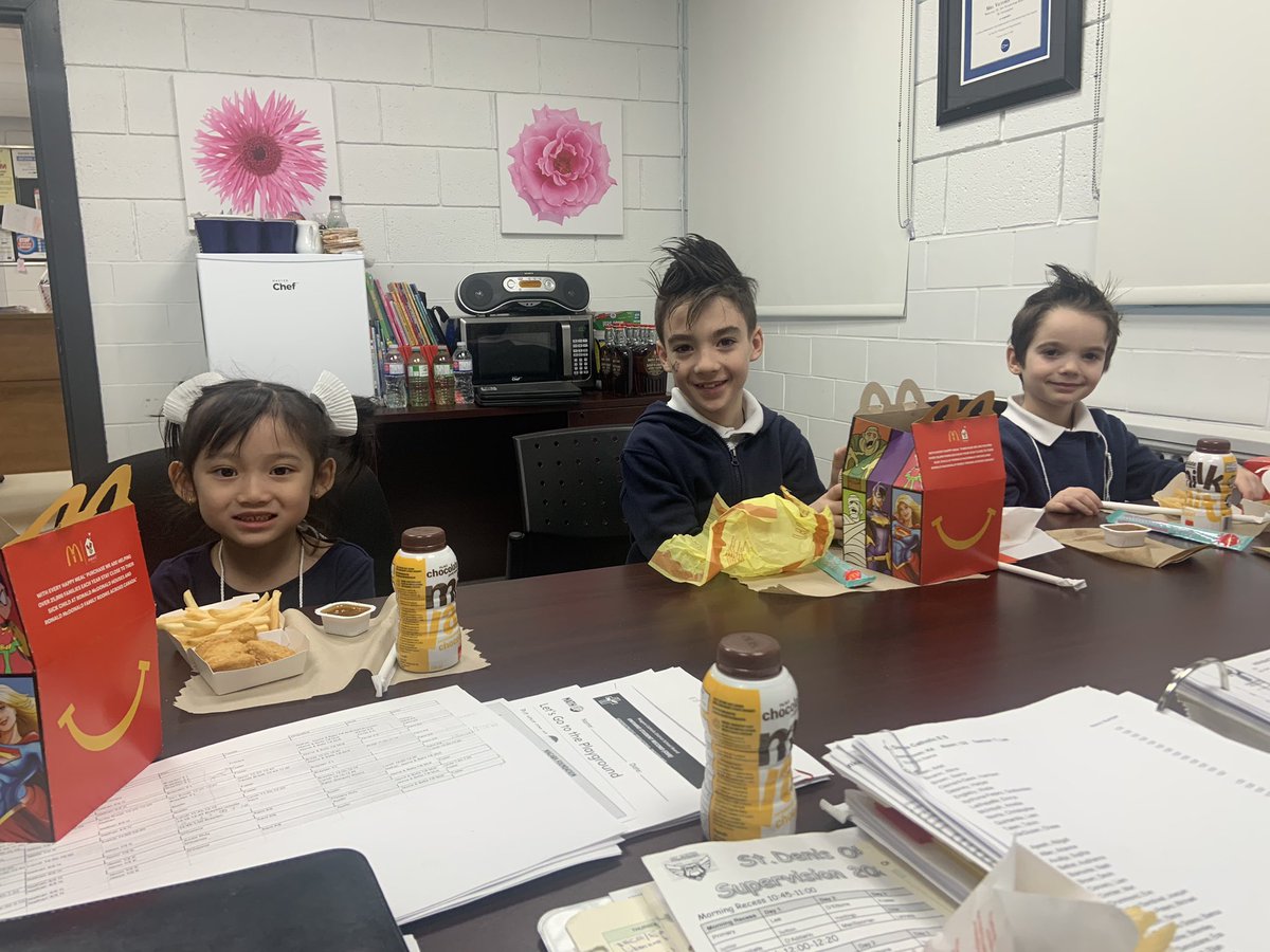 We welcomed our Principal for the day winner Mr.Wale who appointed his friend Eva and brother Jacob as vice principals! #kidshelpingkids