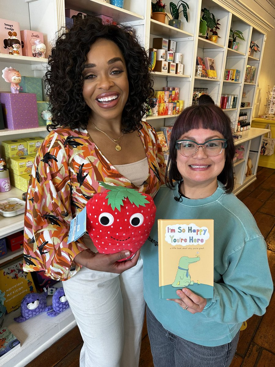 I love showcasing small businesses and hidden gems across #southerncalifornia ! Today we stepped into #LeannaLinsWonderland @LeannaLin on #NBCCaliforniaLive Let me know who I should feature next! #smallbusinessowners #hiddengem #losangeles