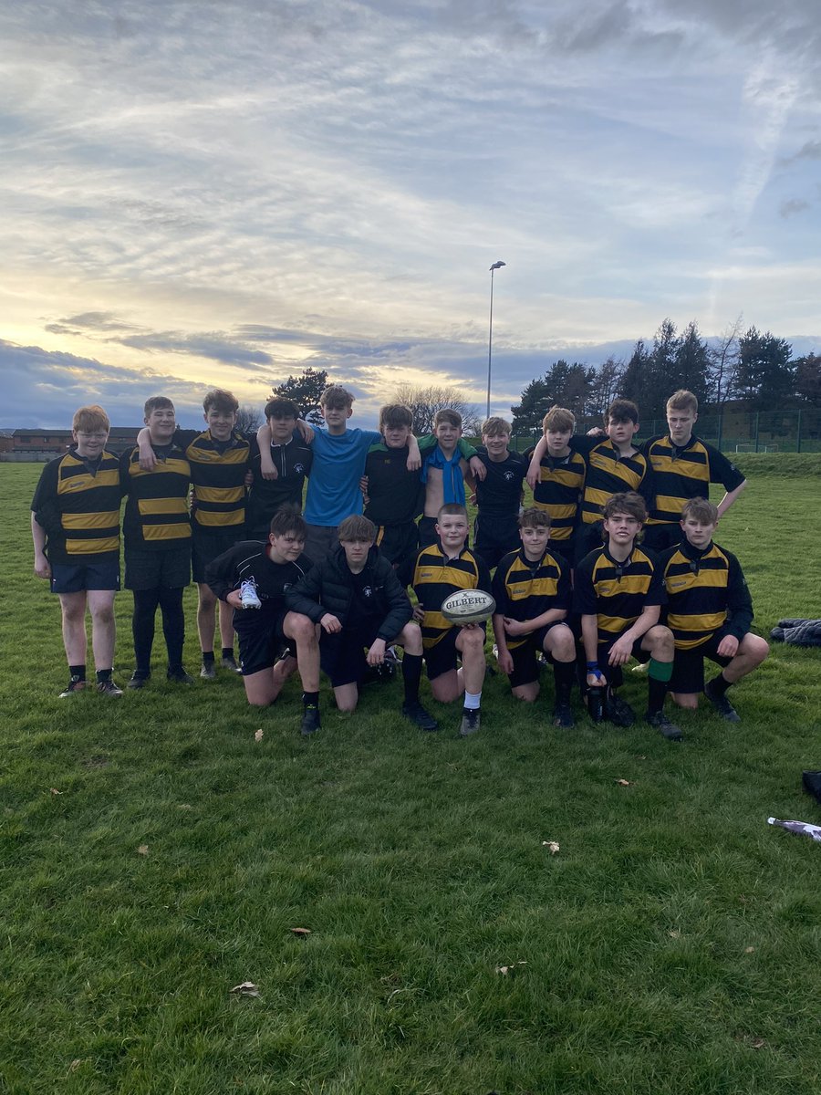 IoloJonesRygbi's tweet photo. A great spectacle of ๐ this afternoon for @PE_YDB yr 9 team against @BrynhyfrydPE high standard of ๐ played by both teams in a 24 all draw๐ฅ thank you for the welcome @BrynhyfrydYsgol #WRUHub #WRUComunity https://t.co/GdxvYWi1LS