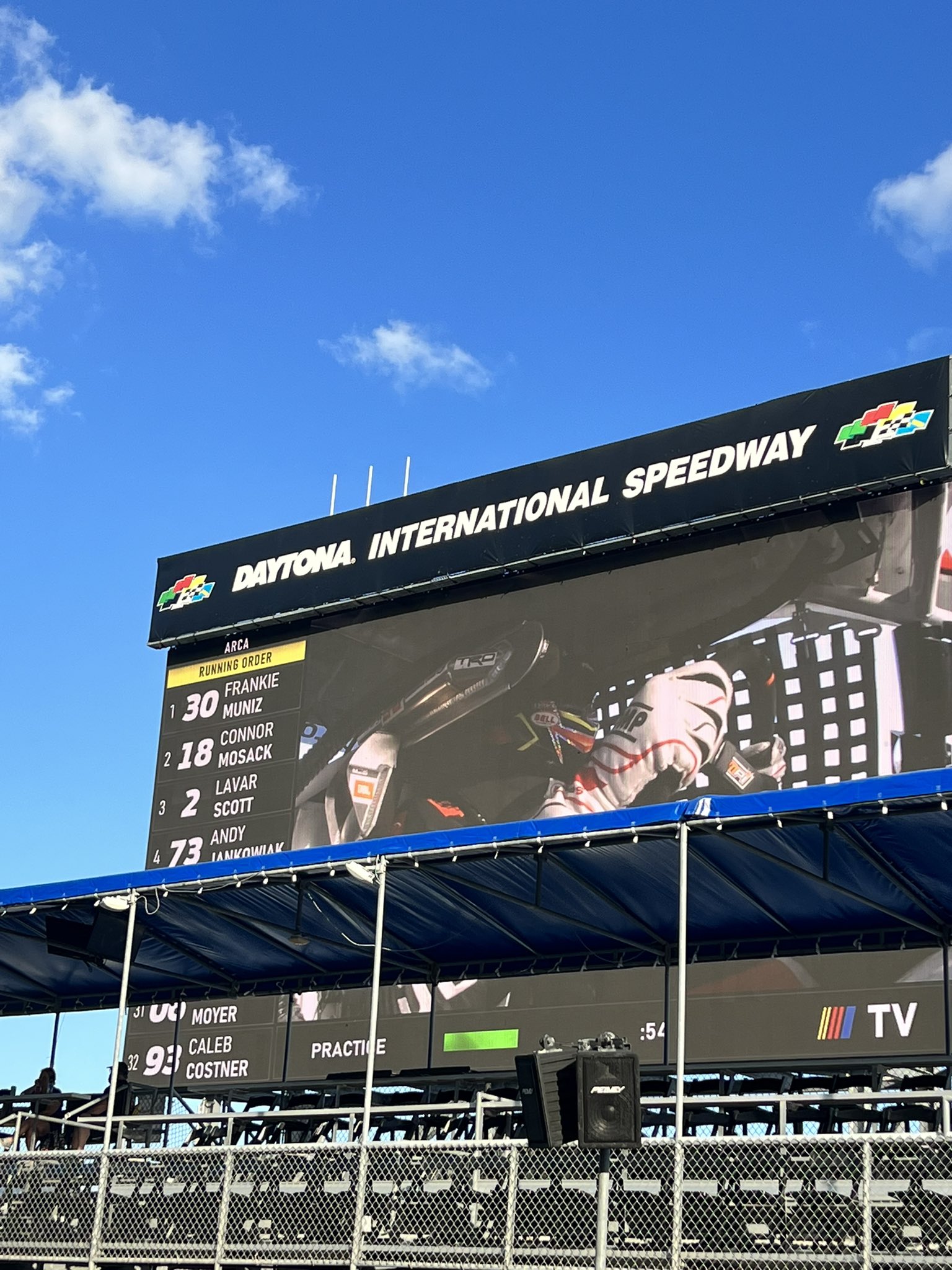 Zachary Hall on Twitter "ARCA_Racing DAYTONA frankiemuniz 🤫 💨 https