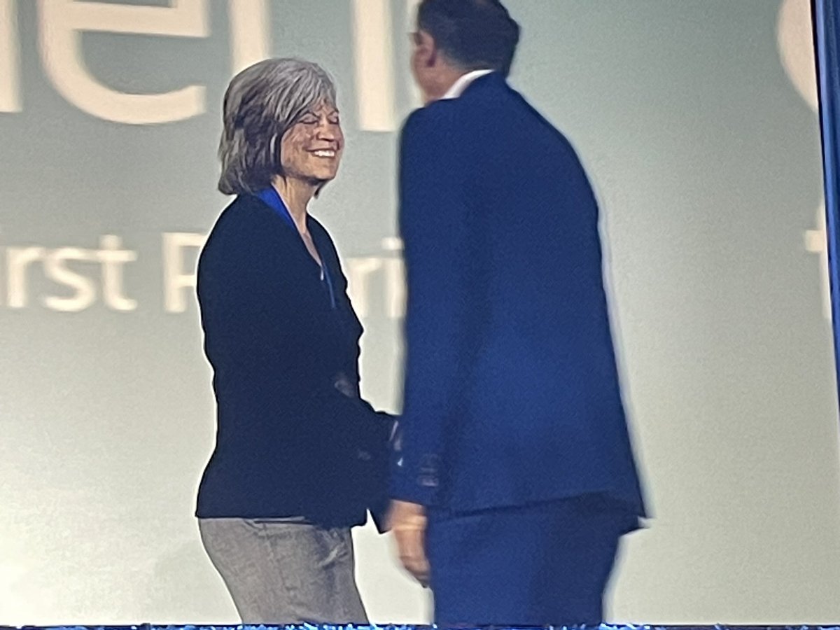 Julie Trepa tweet media