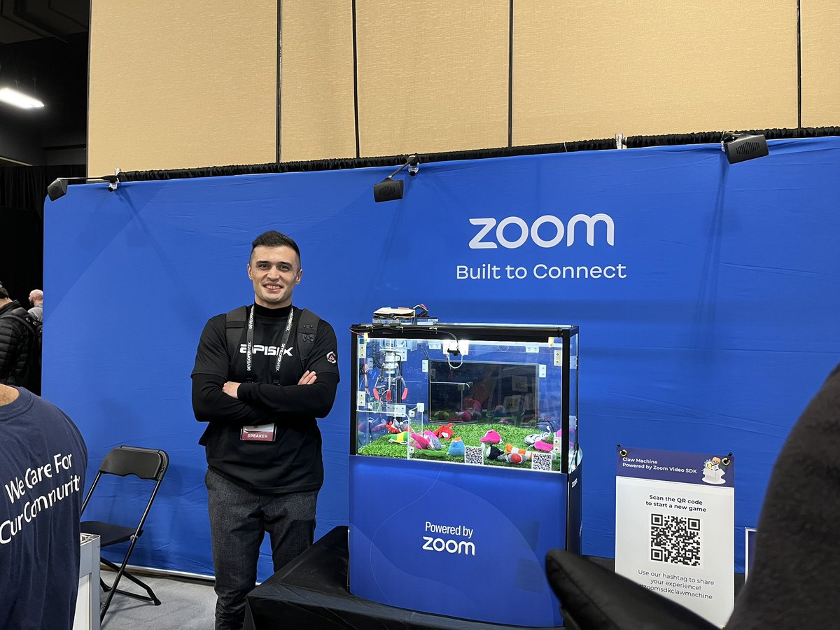 BoburUmurzokov's tweet image. Met some @ApacheAPISIX users such as @Zoom and @direktiv_io at @DeveloperWeek 

#apisix #zoom #direktive
