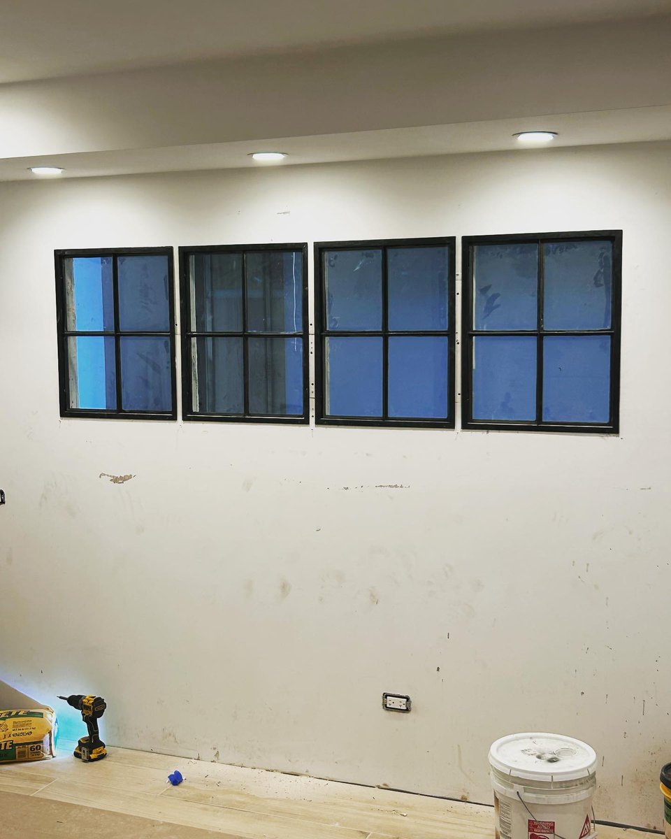 FollynBuilders's tweet photo. Who remembers the black metal windows that we removed from all over this house? Anyone that’s been following since the beginning of this project might remember us removing and replacing a LOT of windows in this project.
.
But, as you may have guessed we really (really) like old h https://t.co/j0FMKgMUHX