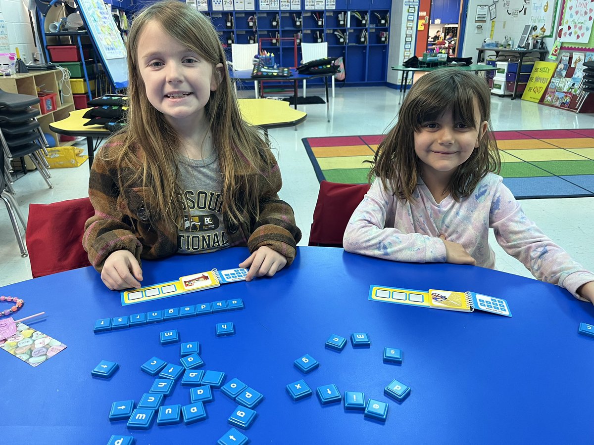 We’re testing out these new phonics materials! Thank you NSD! <a href="/NSDCarver/">Carver Elementary</a> <a href="/NSD/">Yoshifumi Nishida</a> <a href="/LauraLlwat/">Laura Watkins</a>