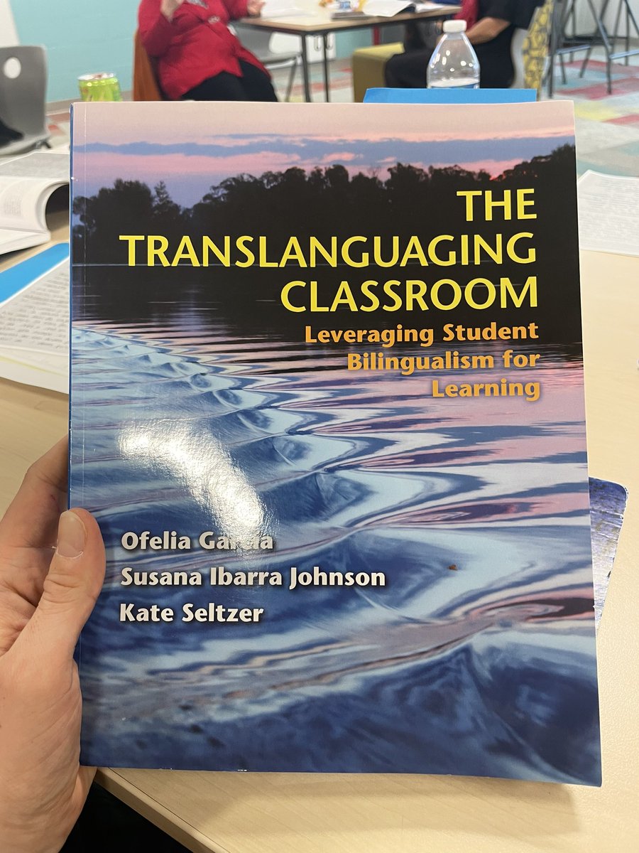 Thank you to @stagtz112 for leading our #Bookstudy on #Translanguaging!! The first session was a success and I’m so glad to get these conversations to collaborate with others on #BestPractices to support our language learners. This is #112Leads and this is #DualLanguage.