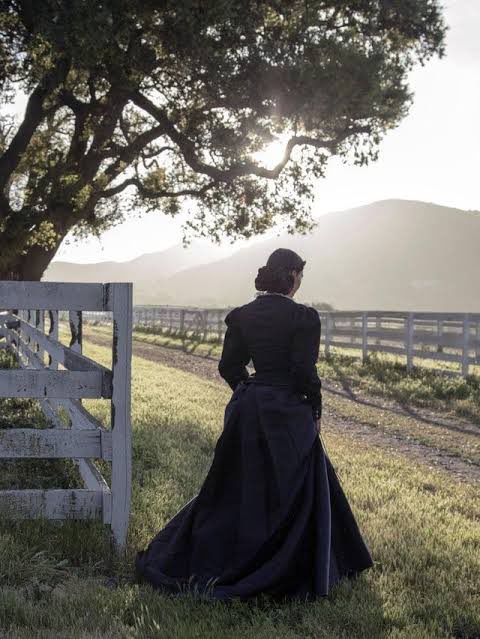 When I watch TV without also scrolling my phone