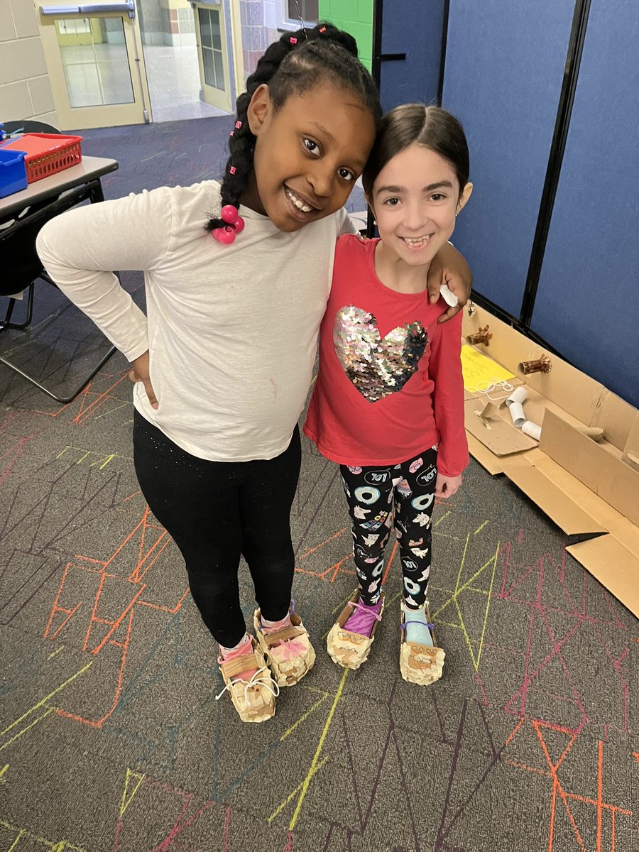 cocohoban's tweet image. Second grade engineers…inspired by Four Feet, Two Sandals by Karen Lynn Williams and Khadra Mohammed @ColonialSDstrct #wilberinspired #engineeringdesignprocess